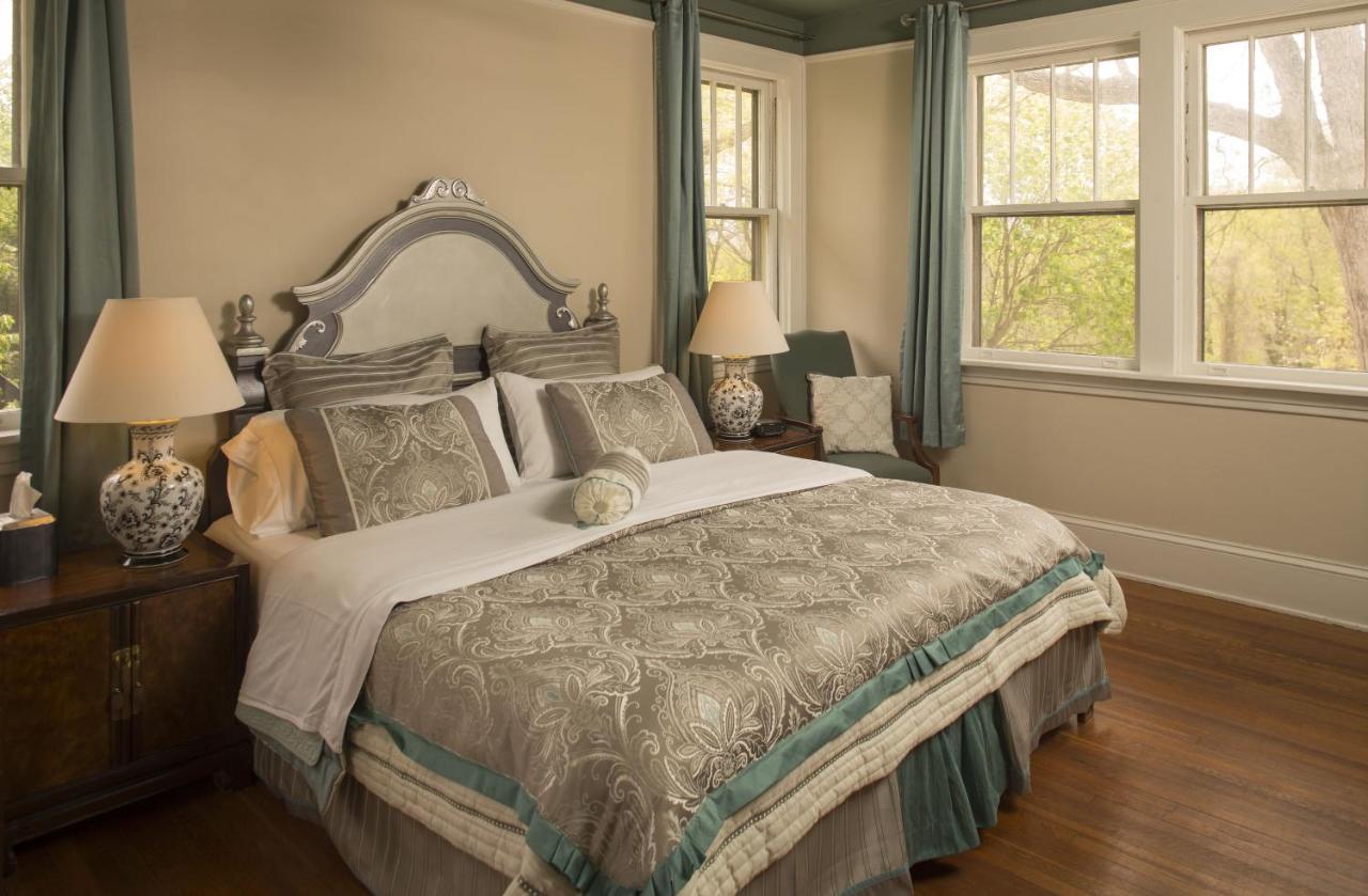 Sweet Biscuit Inn Asheville Extérieur photo